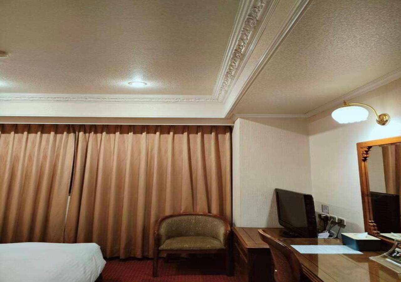 Champion Hotel Taipei Exterior photo